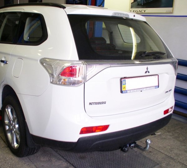 Фаркоп Mitsubishi Outlander c 2012 г