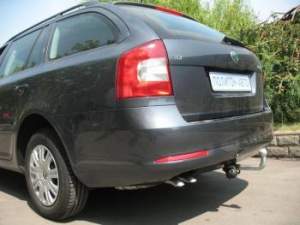 фаркоп Skoda Octavia A5 с 2009г(категория Fx)